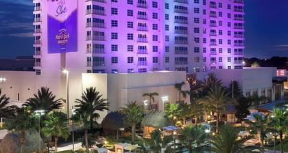 ROYAL CREST RETREAT - HEATED POOL - SLEEPS 16 TAMPA BAY AREA 🏡🌴