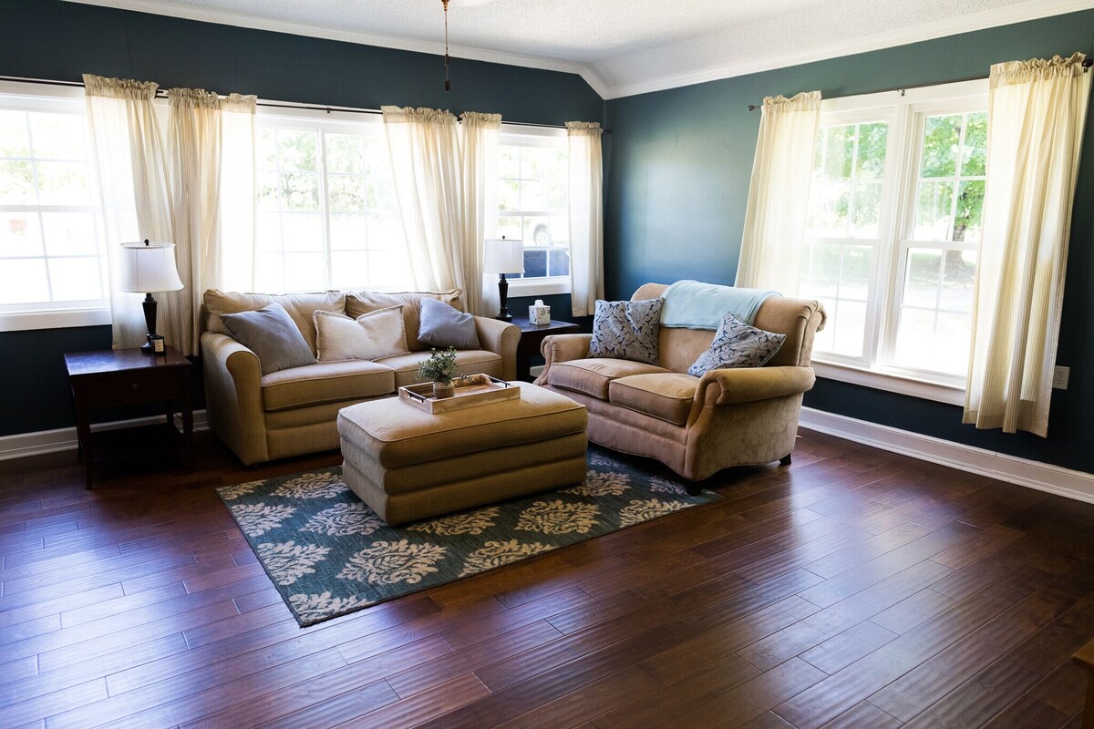 Photo 6 of Quiet home on the Swamp Rabbit Trail, between Furman and downtown Travelers Rest
