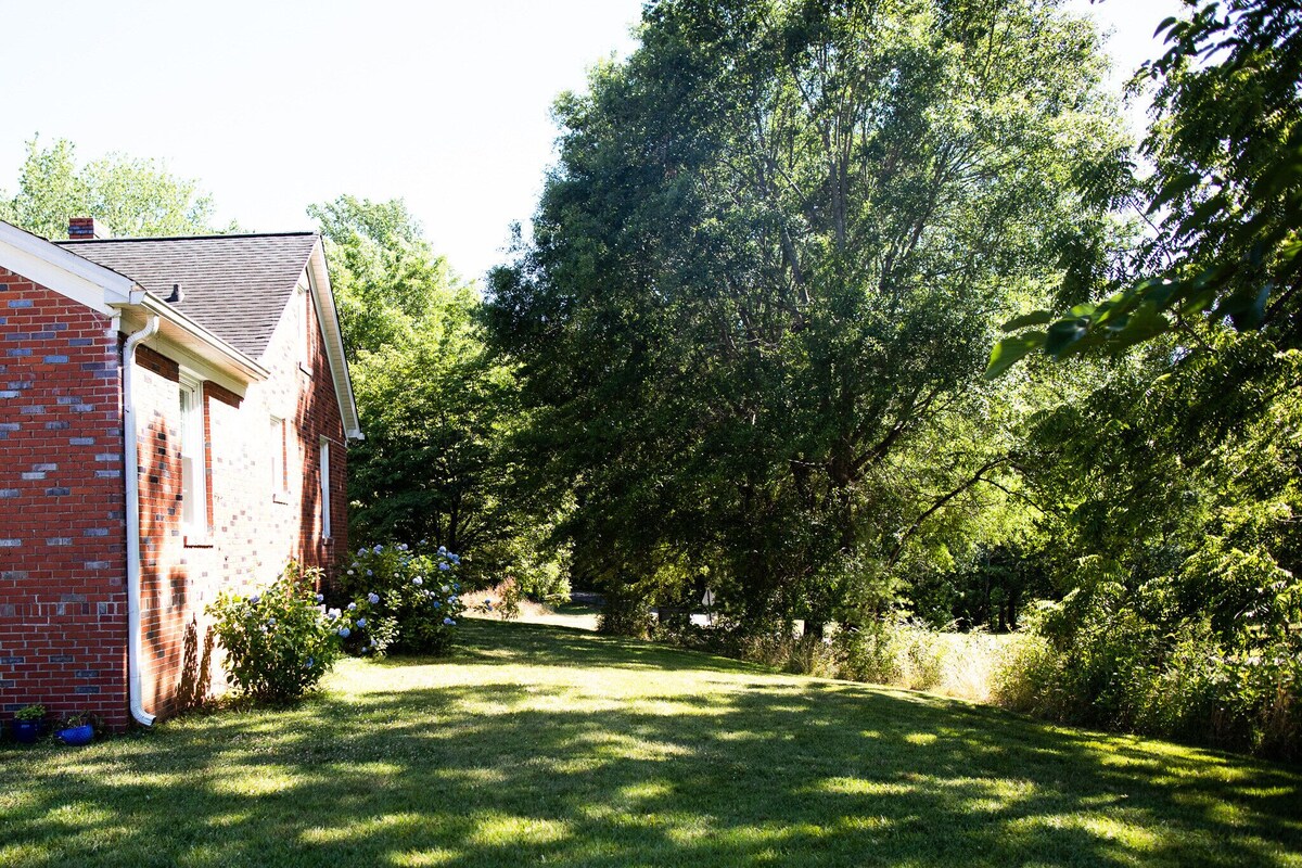 Photo 3 of Quiet home on the Swamp Rabbit Trail, between Furman and downtown Travelers Rest