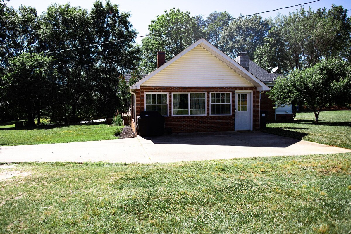 Photo 5 of Quiet home on the Swamp Rabbit Trail, between Furman and downtown Travelers Rest