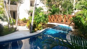 Alberca al aire libre 