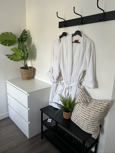 Brand new 2 bedroom suite in the heart of Beamsville’s wine route