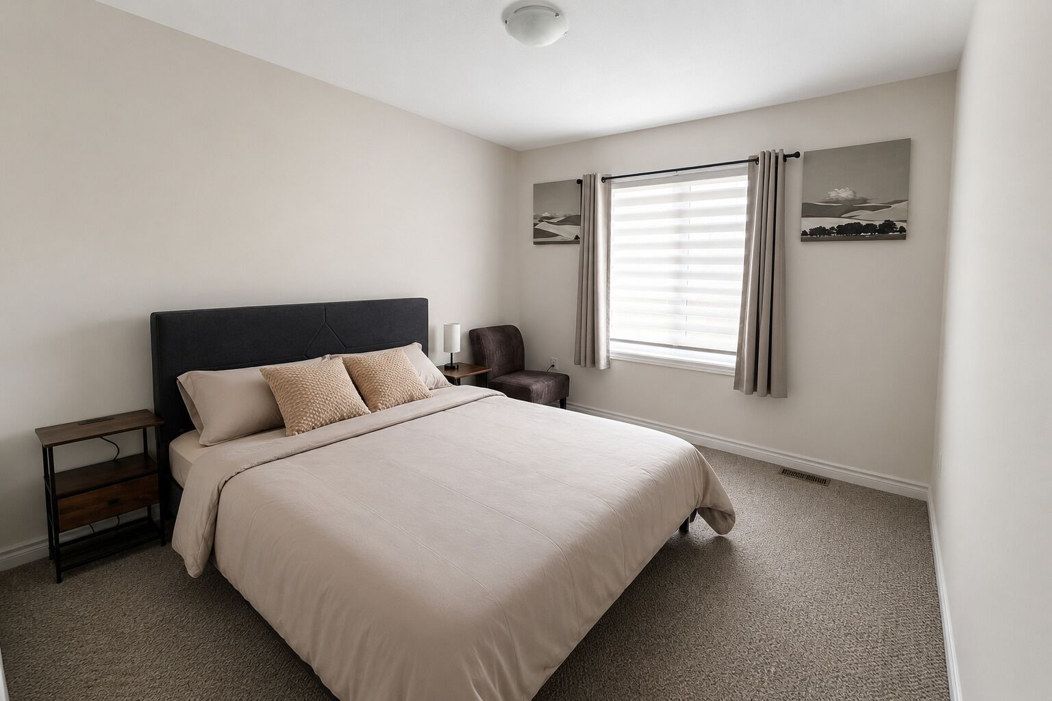 2 bedrooms, desk, iron/ironing board, WiFi (free)