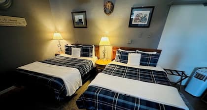 Double Queen Room