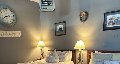 Double Queen Room