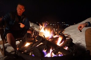 Outdoor dining - Stunning Mountain Escape - easy access to Keystone, Breckenridge, Copper, & Vail (SILVERTHORNE)