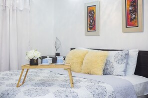 3 bedrooms, free WiFi, bed sheets