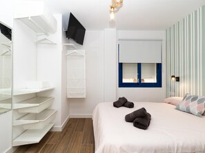 3 chambres, fer et planche à repasser, accès Internet, draps fournis