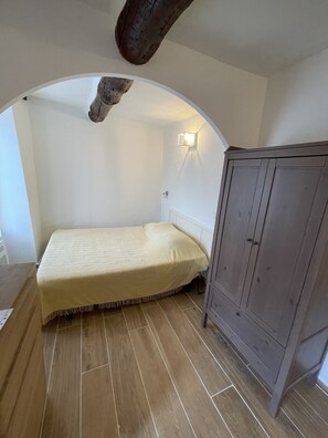 1 bedroom, iron/ironing board, travel crib, free WiFi