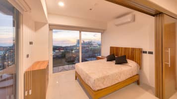 2 makuuhuonetta, työpöytä, silitysrauta/-lauta, ilmainen Wi-Fi