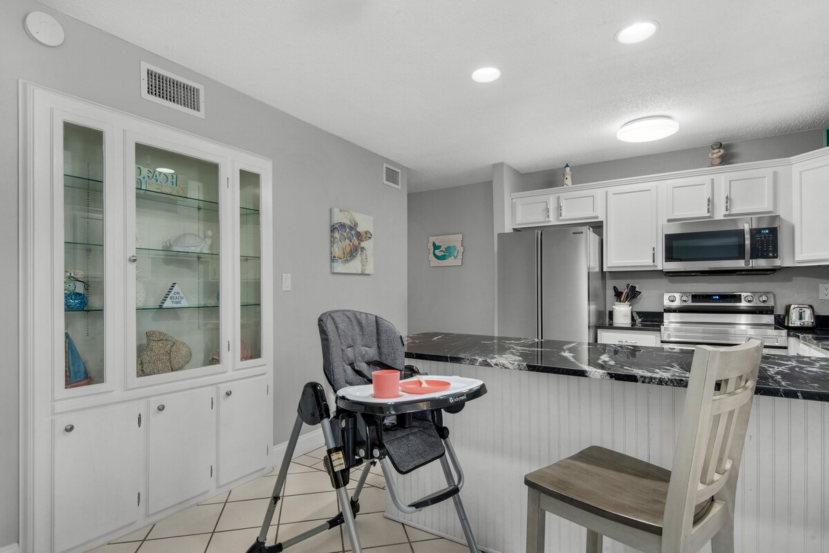 Photo 12 of Destin Beach Please! • Cozy Family Condo • Pet Friendly • 3 Pools & PickleBall