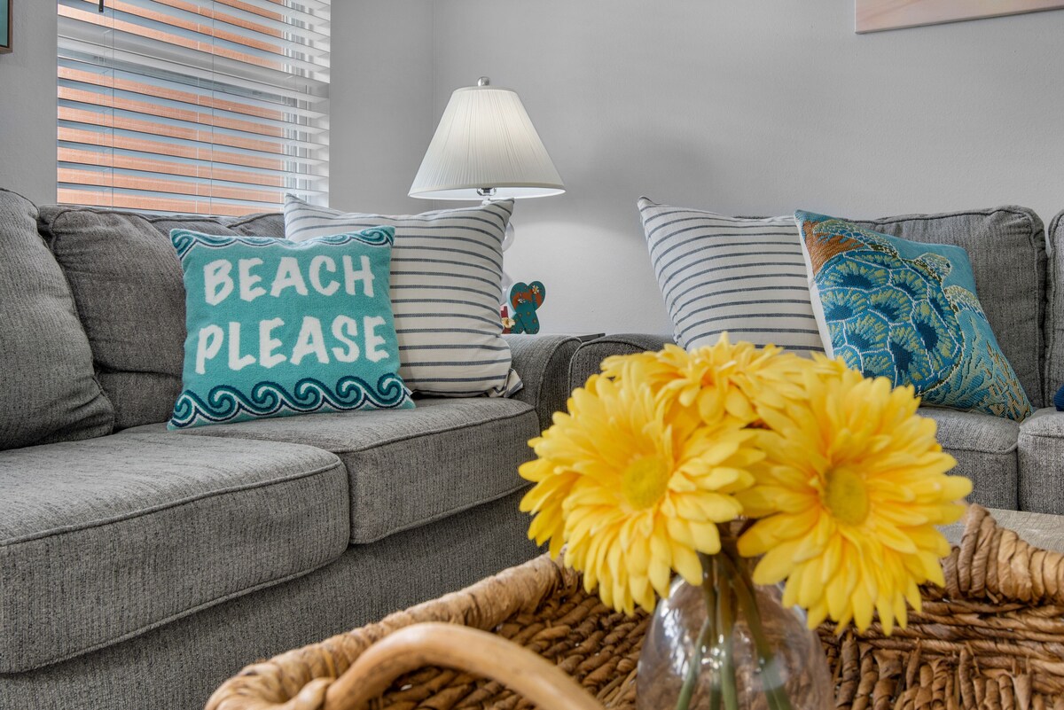 Photo 7 of Destin Beach Please! • Cozy Family Condo • Pet Friendly • 3 Pools & PickleBall