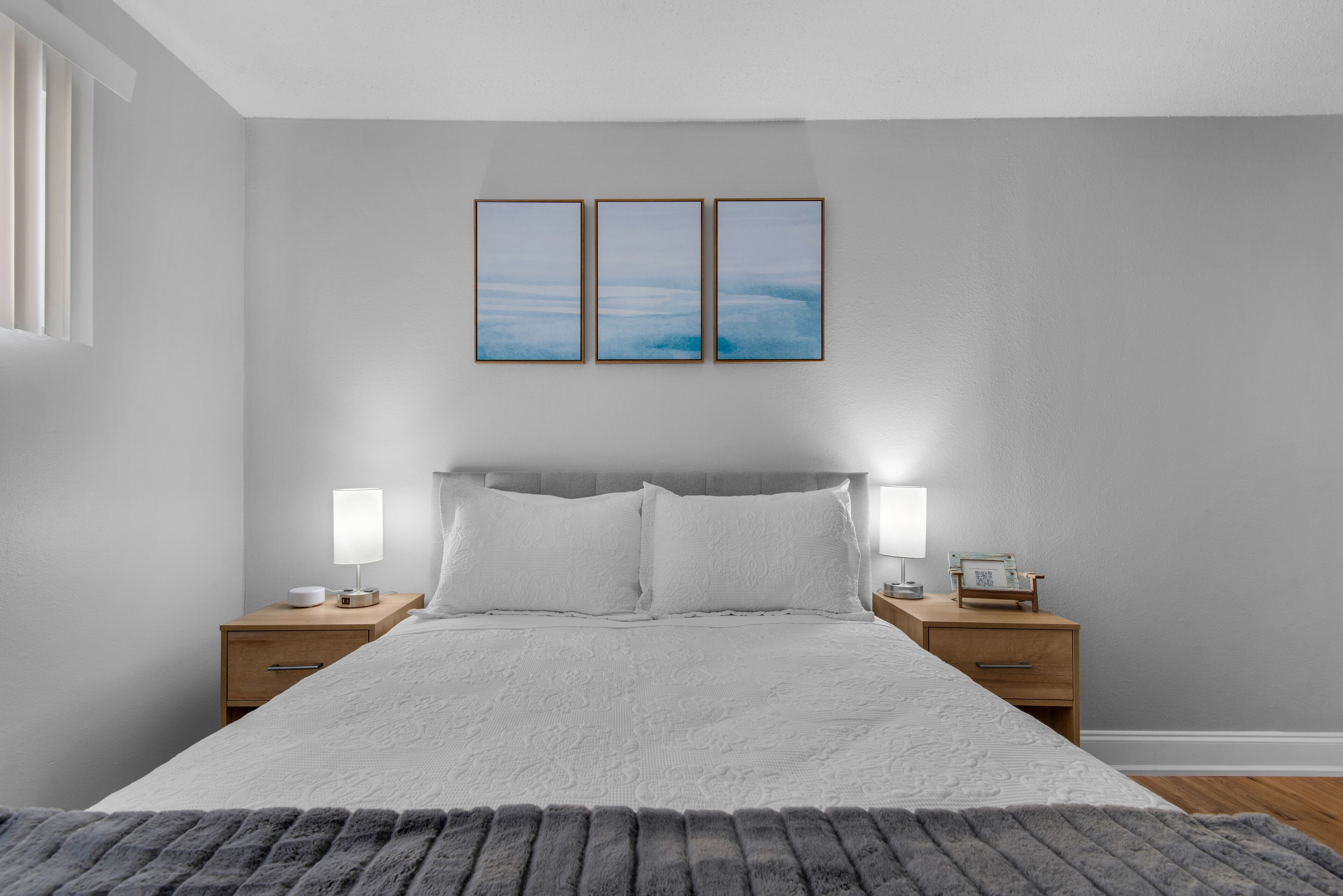 2 bedrooms, in-room safe, desk, iron/ironing board