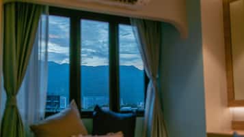Luxury Honeymoon Suite with Jacuzzi | Premium bedding, in-room safe, desk, laptop workspace