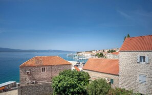 Exterior - Restful 2 BR apartment in city center (Bol)