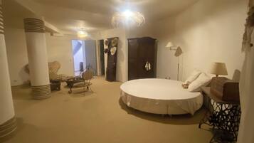 4 chambres, bureau, fer et planche Ă  repasser, Wi-Fi