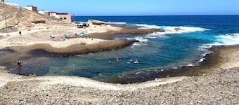 Close to the sea & nature. 60 sqm apartment + 60 sqm roof terrace.