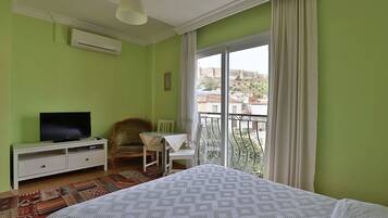 Deluxe Double Room | In-room safe, free WiFi, bed sheets