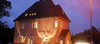 Adam Hotel - Giesen