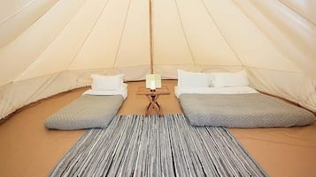 Cabin | 1 bedroom, bed sheets