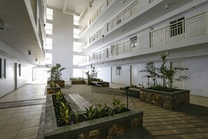 Interior - Verdon Parc 2 bedroom apartment Ocean View (Davao City)