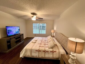 3 bedrooms, iron/ironing board, free WiFi, bed sheets