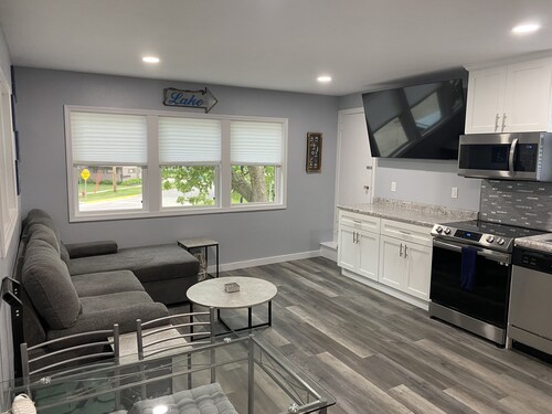 North Shore Loft, close to everything!