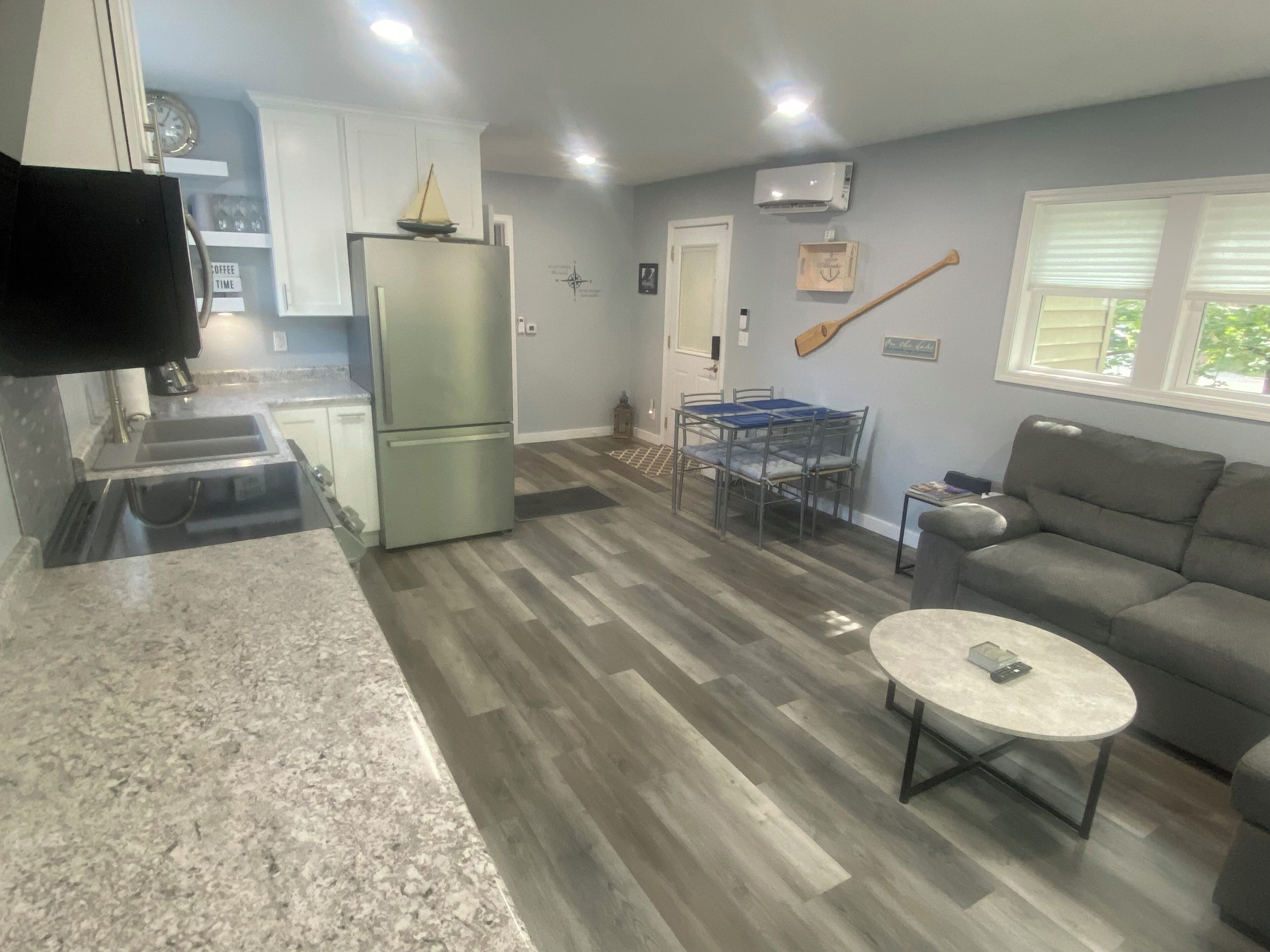 Älytelevisio, kirjoja