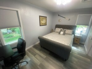 1 bedroom, desk, iron/ironing board, free WiFi
