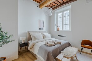 2 Schlafzimmer, Zimmersafe, Bügeleisen/Bügelbrett, kostenloses WLAN