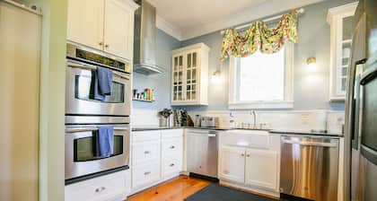 Rosemary Beach "Freedom at the Beach" |4BR |Sleeps 9 |2 Kings| CLOSE to Beach