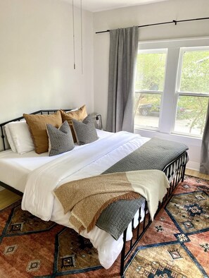 1 bedroom, iron/ironing board, free WiFi, bed sheets