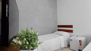 標準雙床房 | 迷你吧、免費無線上網