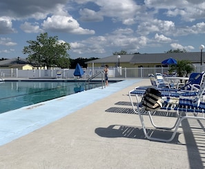 Udendørs pool