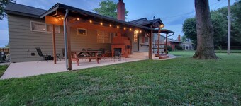 Clean & Spacious Cottage – Close to Campus!