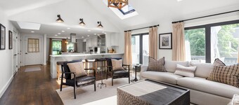 Amazing  Location, Downtown Charmer 5 Bedrooms, First Floor Master Suite