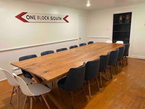 Meeting facility