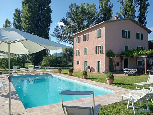 Splendid Mansion of the 1600s