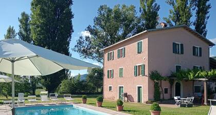 Splendid Mansion of the 1600s