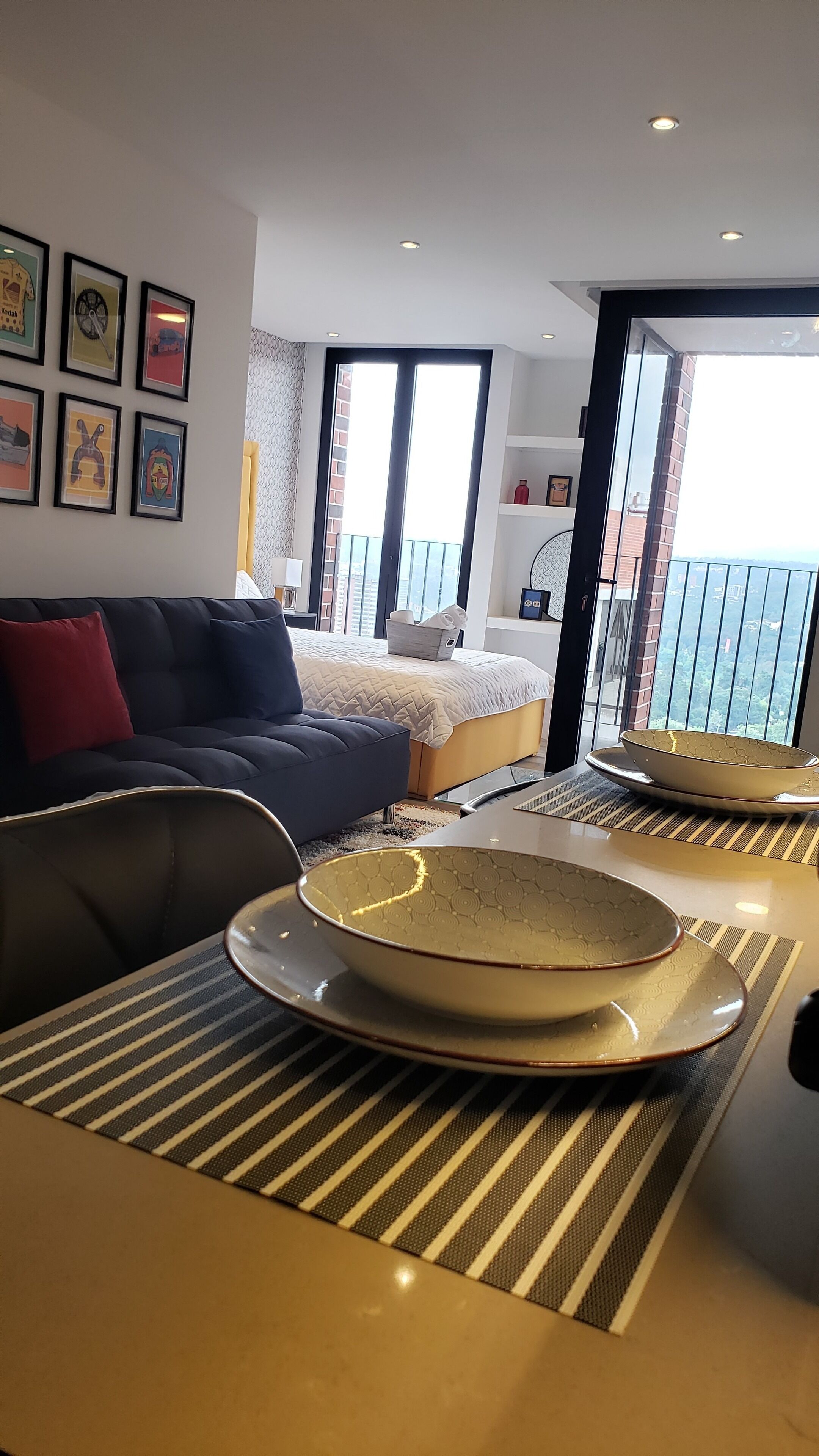 1 slaapkamer, een bureau, wifi