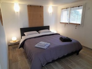 2 Schlafzimmer, schallisolierte Zimmer, kostenloses WLAN, Bettwäsche