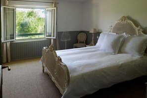 5 chambres, Wi-Fi gratuit, draps fournis