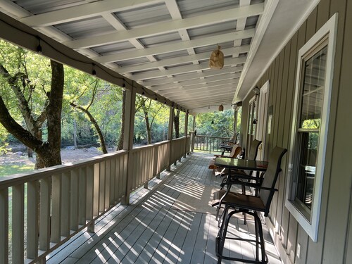 Relax on the Caddo