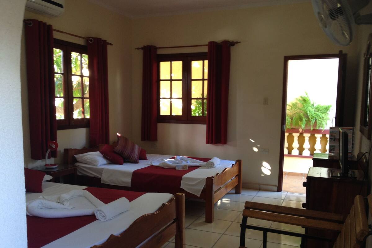 Classic Quadruple Room