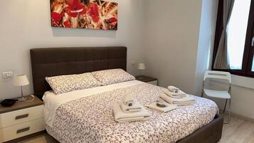 1 bedroom, desk, iron/ironing board, free WiFi