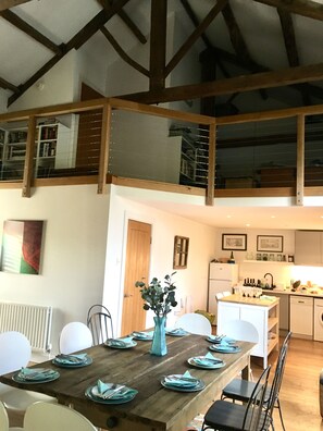 Dining - Converted Barn in Eden Valley, close access to Lake District (Long Marton)