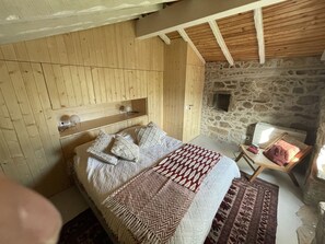 3 bedrooms, Internet