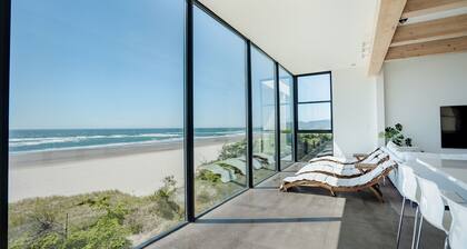 Forest Edge Beach House: New Oceanfront Luxury