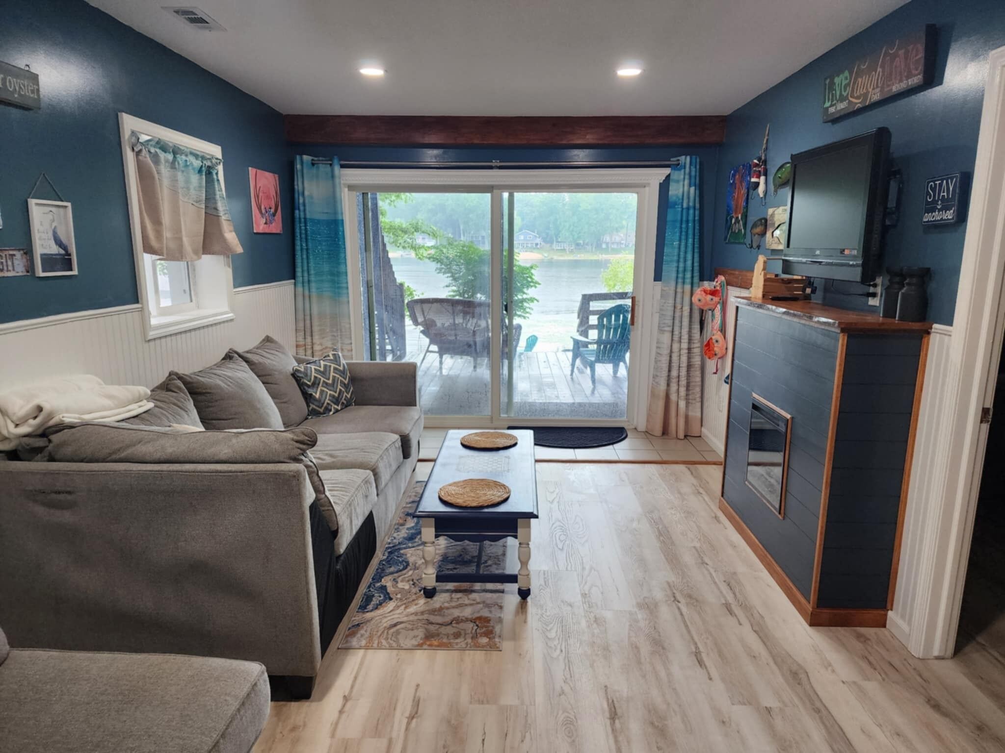 TV connectée, cheminée