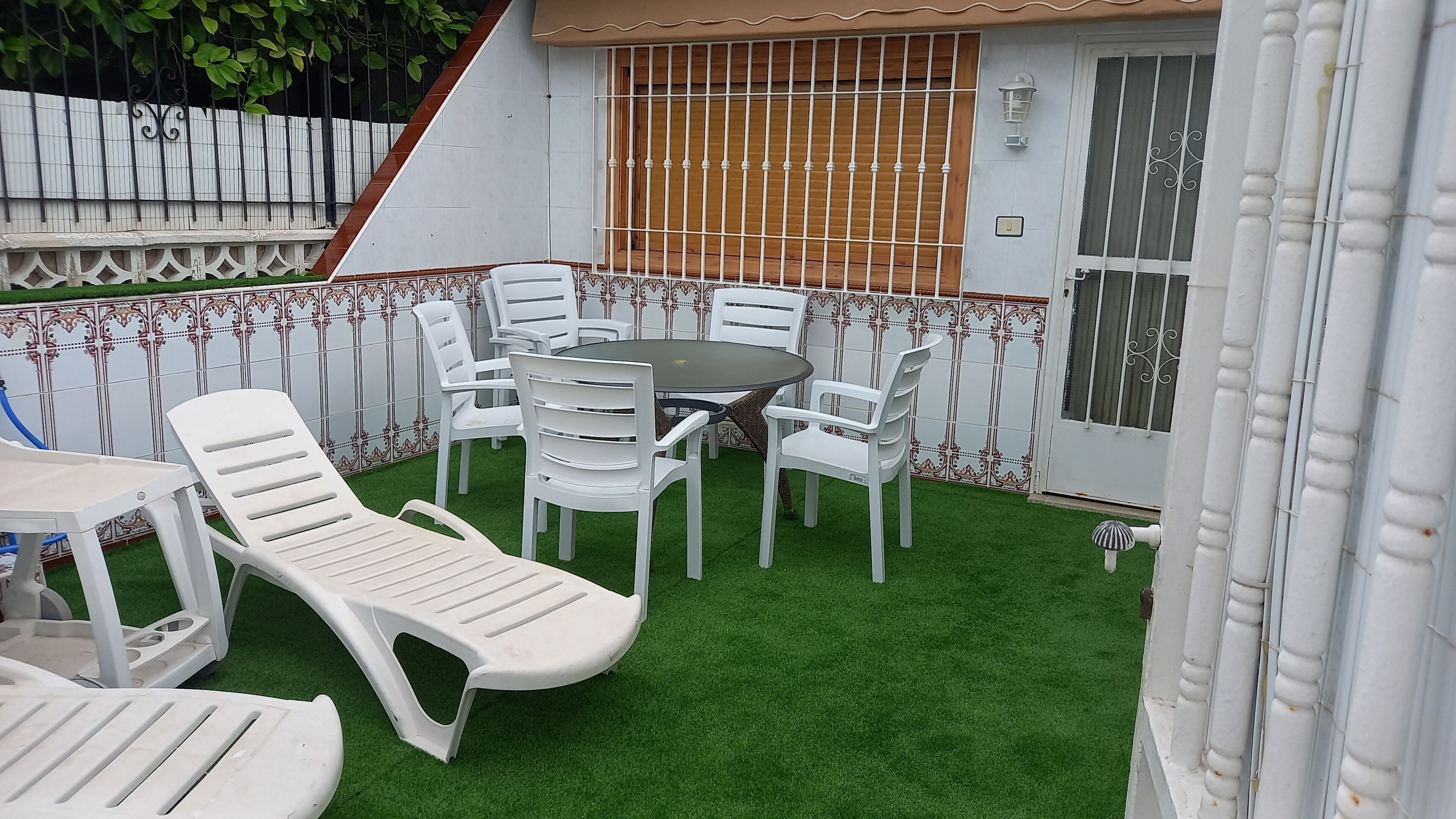 屋外ダイニングエリア